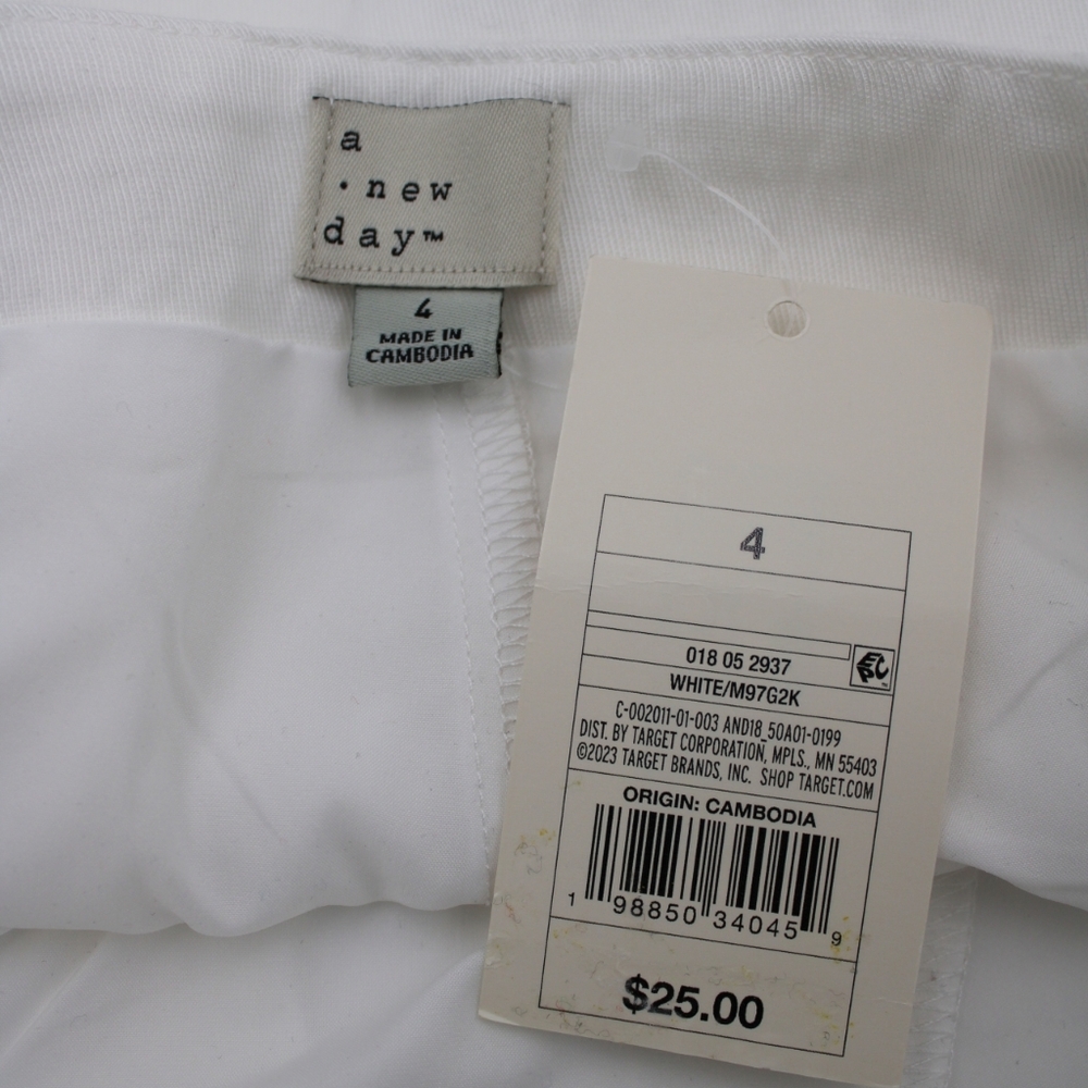 NWT A New Day White Skirt w/ Lined Shorts – Women’s Size 4 - Picture 4 of 4